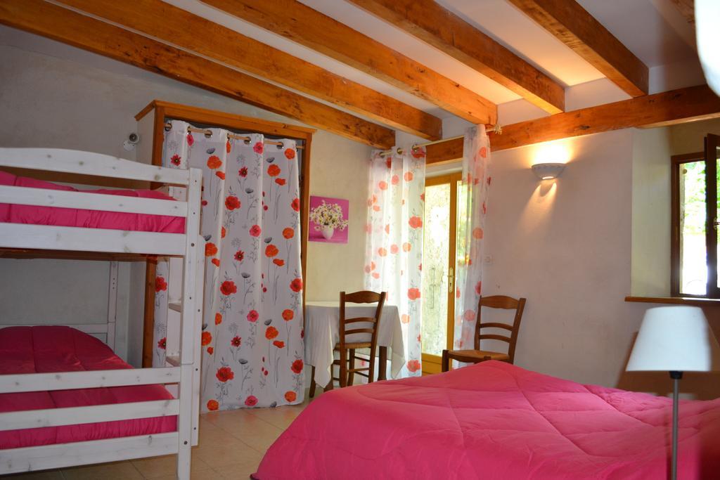 Les Sibourgs Hotel *