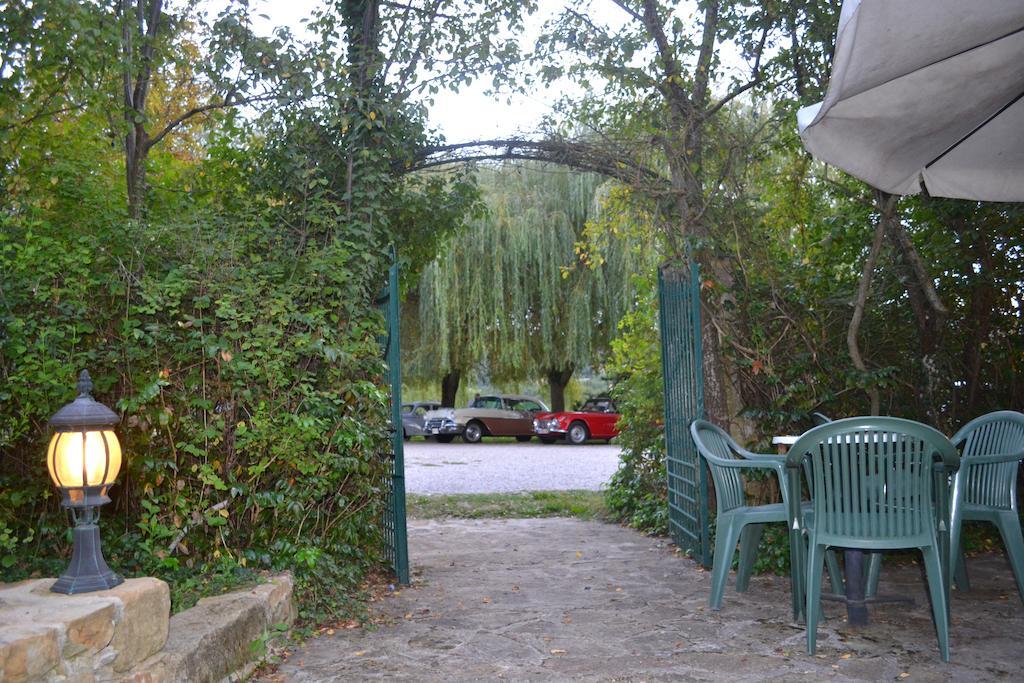 Les Sibourgs Hotel *